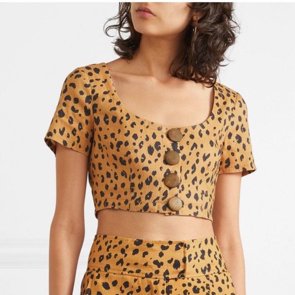 NICHOLAS Tops - 🌻 3/$20 NICHOLAS | Leopard Print Buttoned Top